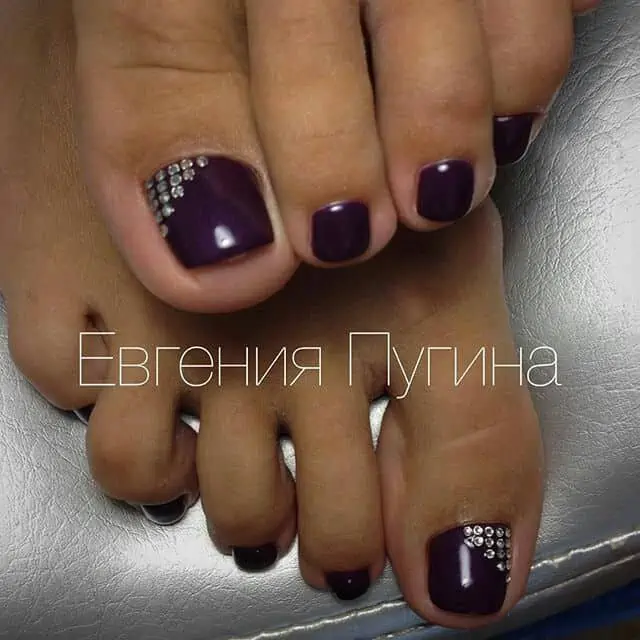 Dark Purple Jewel Toenails