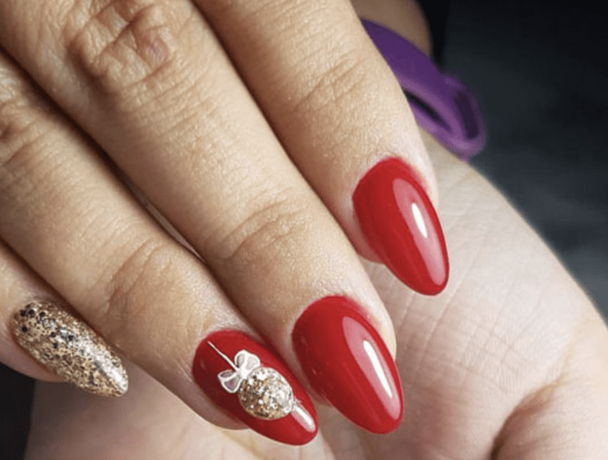 Red and Gold Nails Inspiration