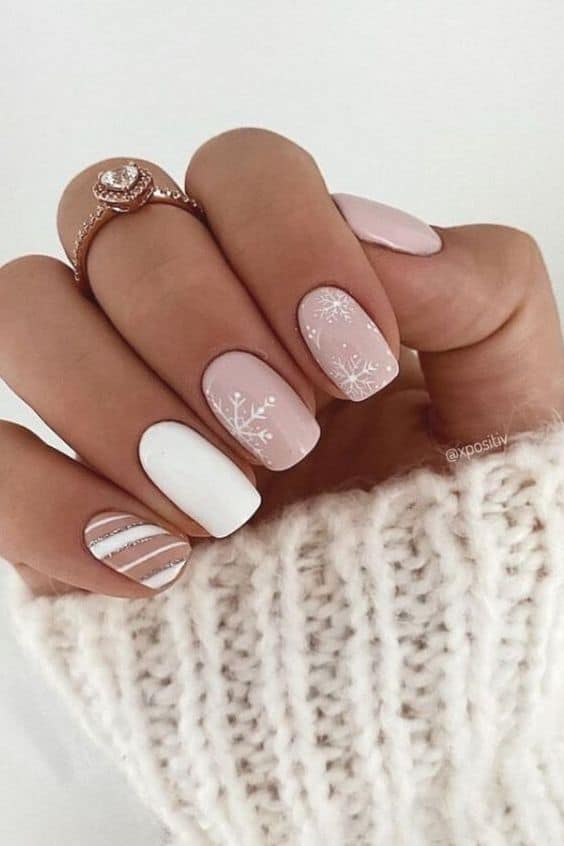 Neutral Christmas Nails