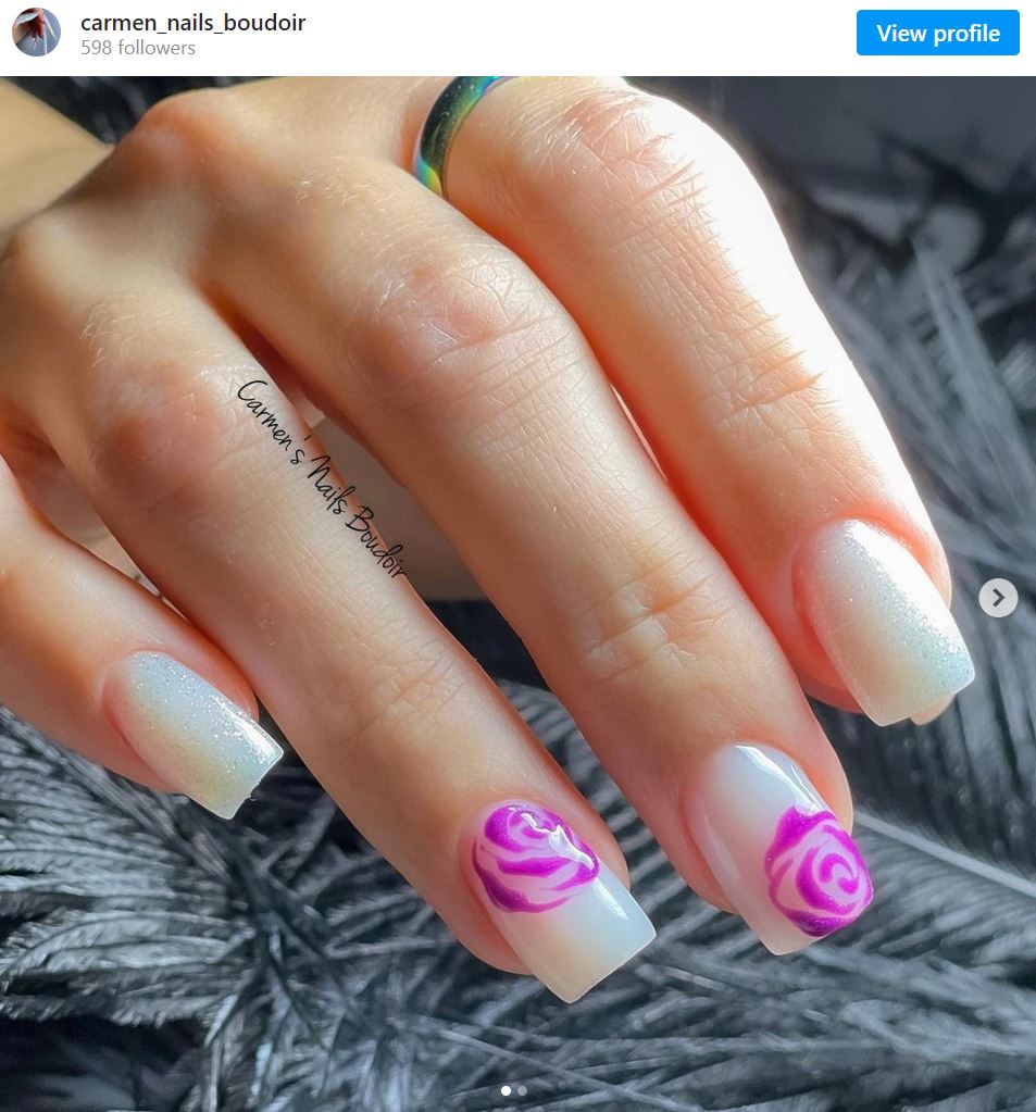 ring finger acrylic nail designs