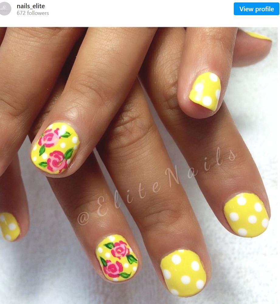 Yellow Polka Dot Short Nails with Roses