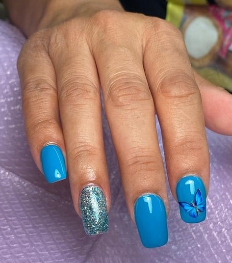 Aquatic Blue Acrylic Nails