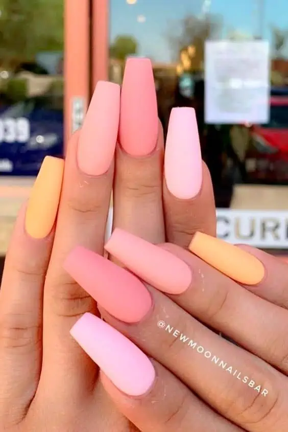 Summer Matte Nails